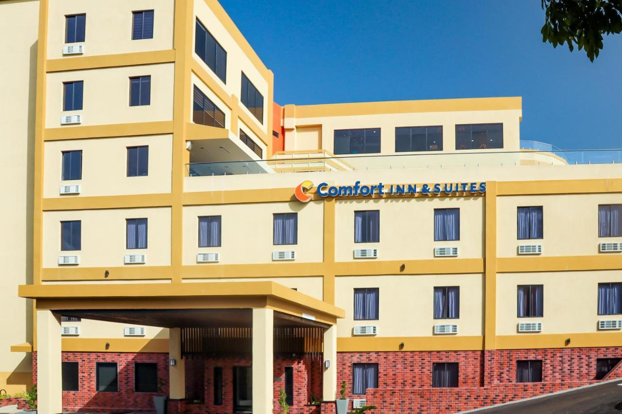 Comfort Inn & Suites Tobago Signal Hill Exteriör bild